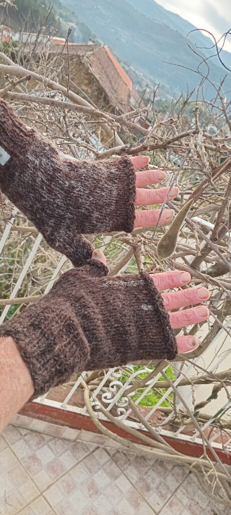bruine wollen mannen handschoen